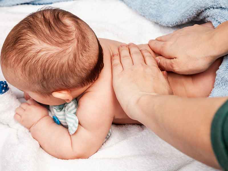osteopata per neonati